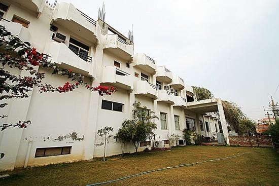 Hotel Ayush International Mangalore Buitenkant foto