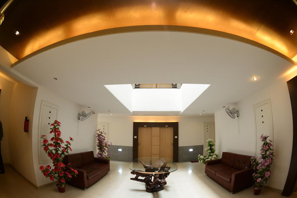Hotel Ayush International Mangalore Buitenkant foto