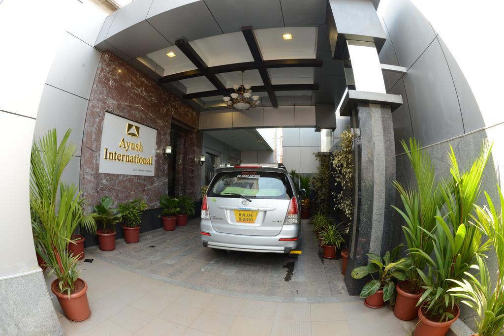 Hotel Ayush International Mangalore Buitenkant foto