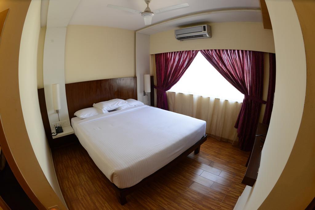 Hotel Ayush International Mangalore Kamer foto